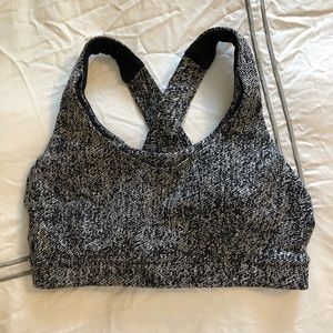 Lululemon Run On Sports Bra